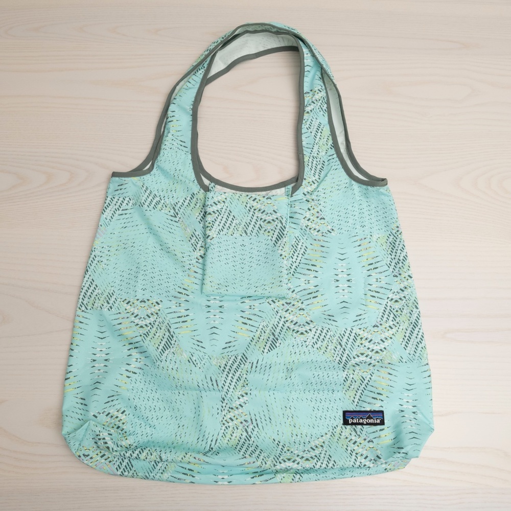 New Patagonia Shopper Tote Bag Upcycled Packable Foldable with Tags